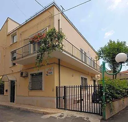 Sofia 3*