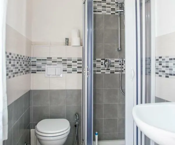 Sofia Bed and Breakfast 3*